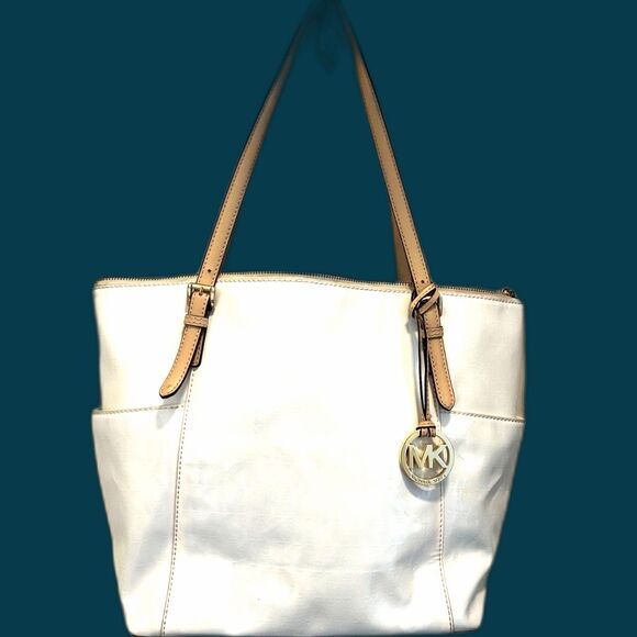 Michael Kors White Patent Leather Handbag - Picture 1 of 10